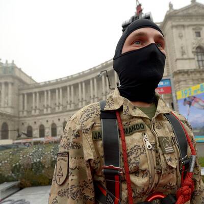 Die Bilder zum Rekord-Sprung