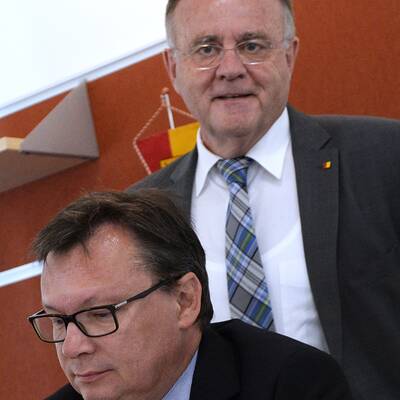 Niessl stellt Regierung um