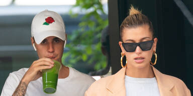 Hailey Bieber Justin