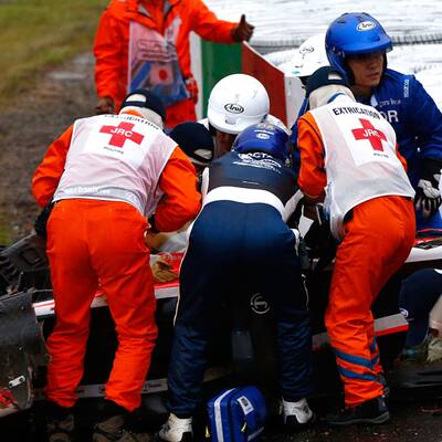 Marussia-Pilot krachte gegen Bergekran: Lebensgefahr!