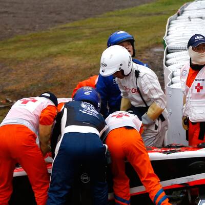 Marussia-Pilot krachte gegen Bergekran: Lebensgefahr!