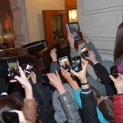 Jusnin Bieber Fans belagern Hotel Sacher