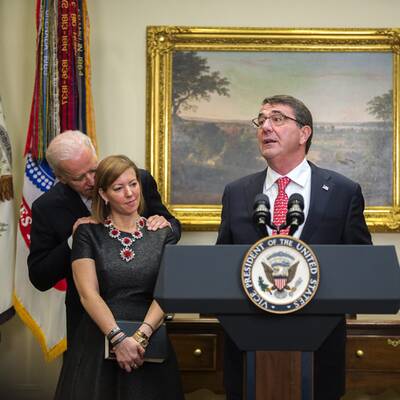 Obama-Vize begraptscht Minister-Gattin