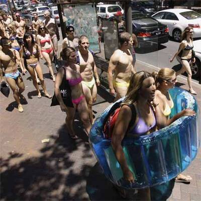 Bikini-Parade in Sydney