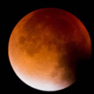 So schön schien der Blutmond