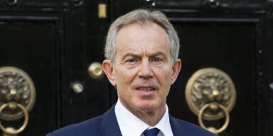 Blair: "Merkw&uuml;rdige Taktik" der NATO