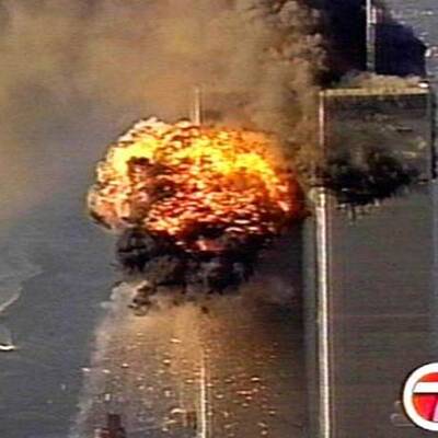 8 Jahre nach dem Unglück ist der Ort an dem die Twin Towers standen noch immer eine Baustelle. (c) AP