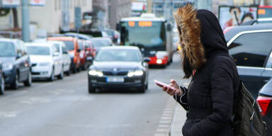 Handy Fußgänger Verkehr