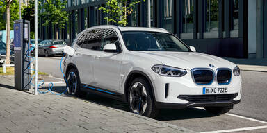 Alle Infos zum brandneuen BMW iX3