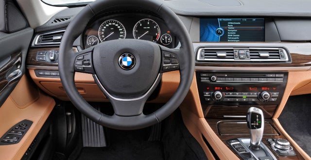 Hightech-Bollwerk mit stolzer Niere