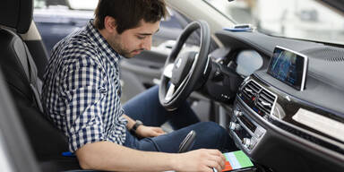 Hier entwickelt BMW seine Roboterautos