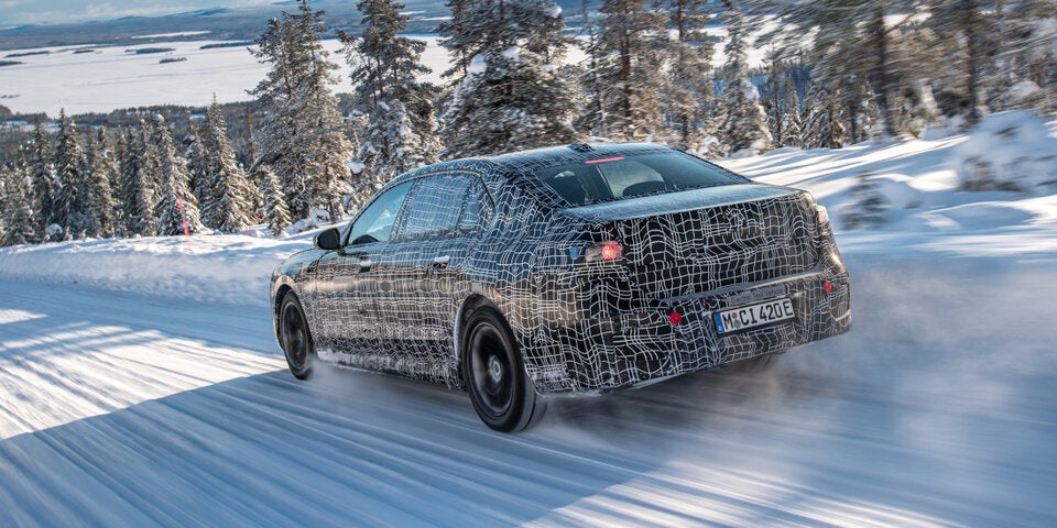 BMW testet den i7: Erste Infos zum Elektro-7er