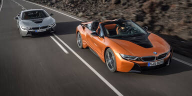 BMW i8 Roadster und Facelift fürs Coupé