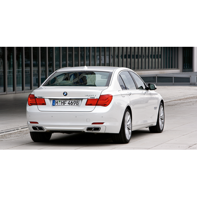 Neuer 12-Zylinder für den großen Bayern