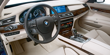 Neuer 12-Zylinder für den großen Bayern