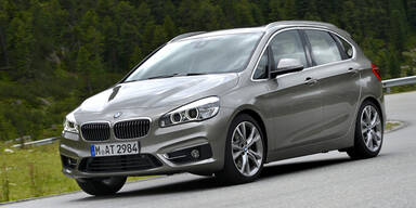 BMW 2er Active Tourer mit Allrad startet