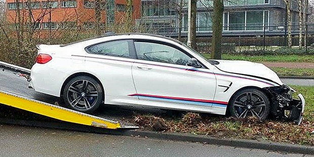 BMW M4 bei „Ladies-Day“ gecrasht