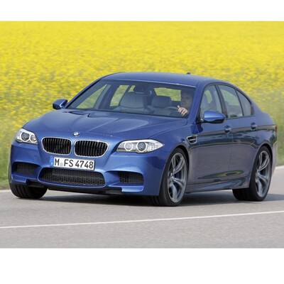BMW M5 2011