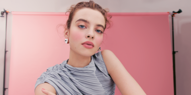 Hochzeitsgast Make-up: Diese strahlenden Looks sind 2025 angesagt