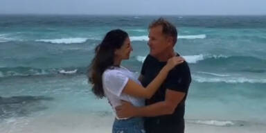 Dieter Bohlen macht seiner Carina s&uuml;&szlig;es Liebes-Versprechen