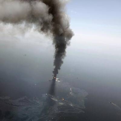 Bohrinsel explodiert