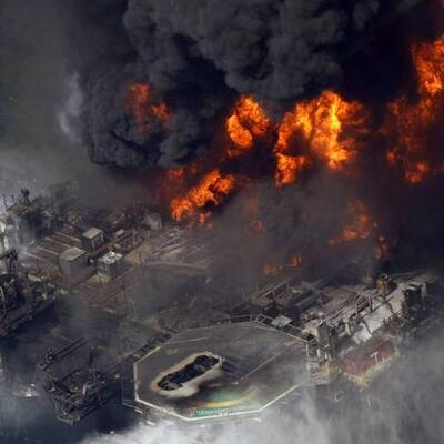 Bohrinsel explodiert