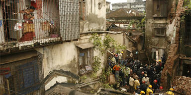 Mindestens 20 Tote bei Hauseinsturz in Indien