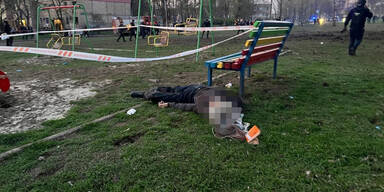Tote nach Russen-Bomben auf Spielplatz