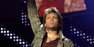 Bon Jovi kam, lächelte und der Regen stoppte