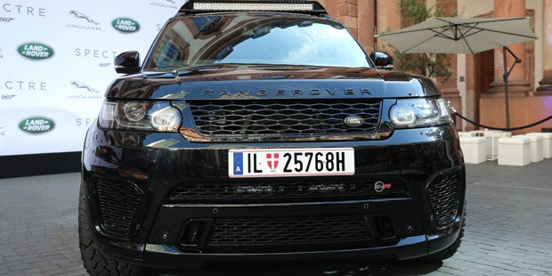 Panne bei Bonds Austro-Kennzeichen