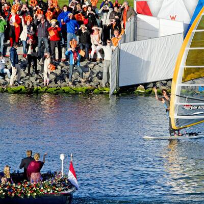 Königliche Bootsfahrt