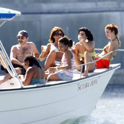 Amy im Urlaub: Oben ohne & ohne Drogen