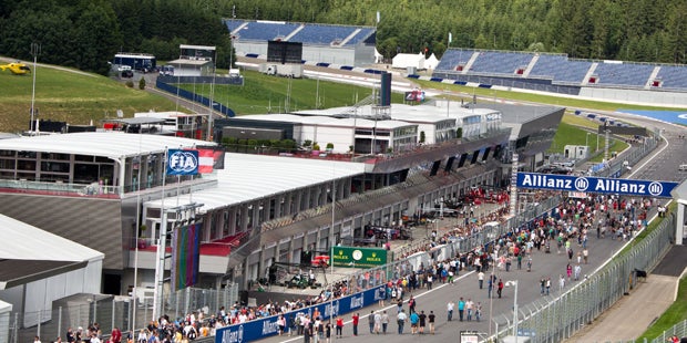 Mercedes dominiert Spielberg-Training