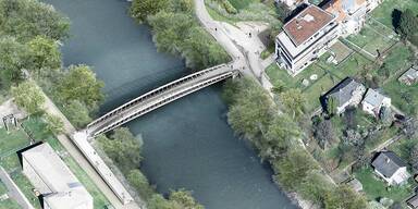 Arbeiten an Br&uuml;cken beginnen.