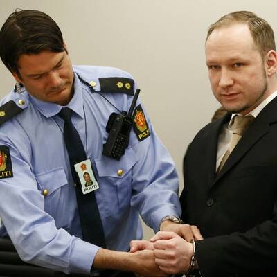 Oslo-Killer muss sich für den Tod von 77 Menschen verantworten