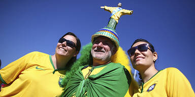 Fußball-WM feierlich eröffnet