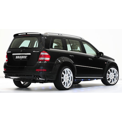 Ein Mercedes GL mit 650 PS der 300 km/h rennt