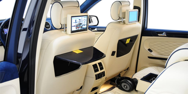 Ein Mercedes GL mit 650 PS der 300 km/h rennt