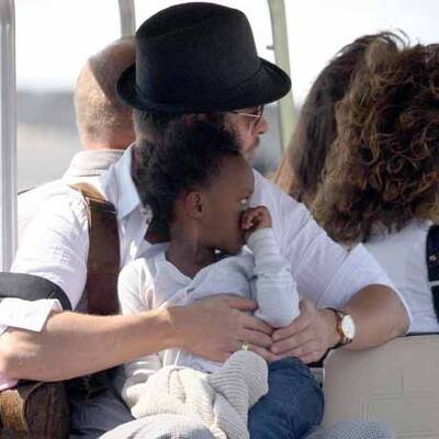 Angelina allein zu Hause: Brad Pitt auf Reisen