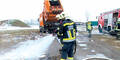 Müllwagen-Brand direkt bei FF-Haus