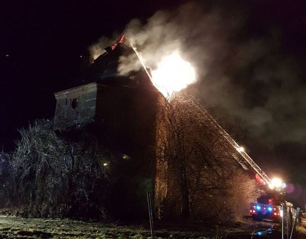 Großbrand in historischem Turm in NÖ