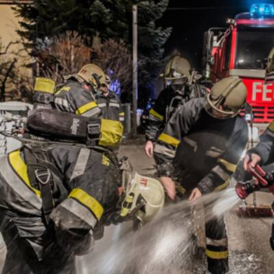 Hausbrand in OÖ: Sohn rettet Vater