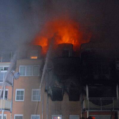 Feuer brach im ersten Stock aus