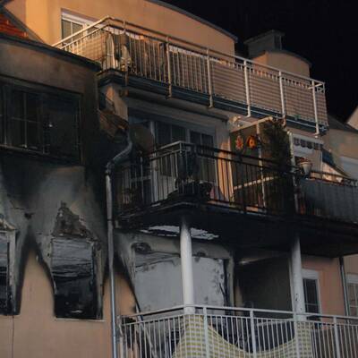 Feuer brach im ersten Stock aus
