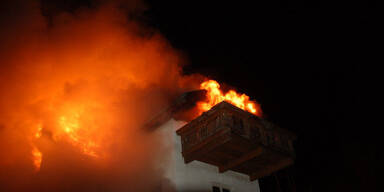 Abbruchhaus geriet in Vollbrand