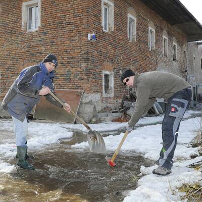 Bauernhof abgebrannt - 5 Kinder gerettet