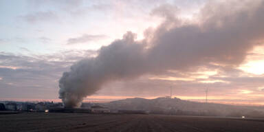 Mega-Rauchs&auml;ule nach Brand