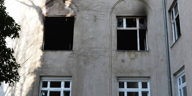 Mutter und Tochter sterben bei Brand