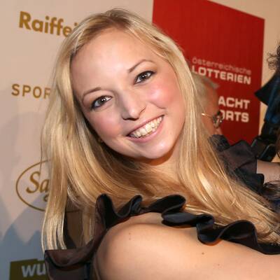 So sexy ist Badenixe Nadine Brandl