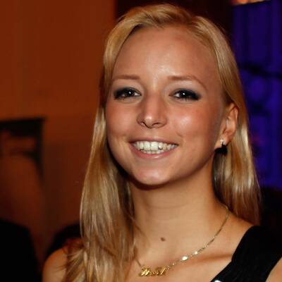 So sexy ist Badenixe Nadine Brandl